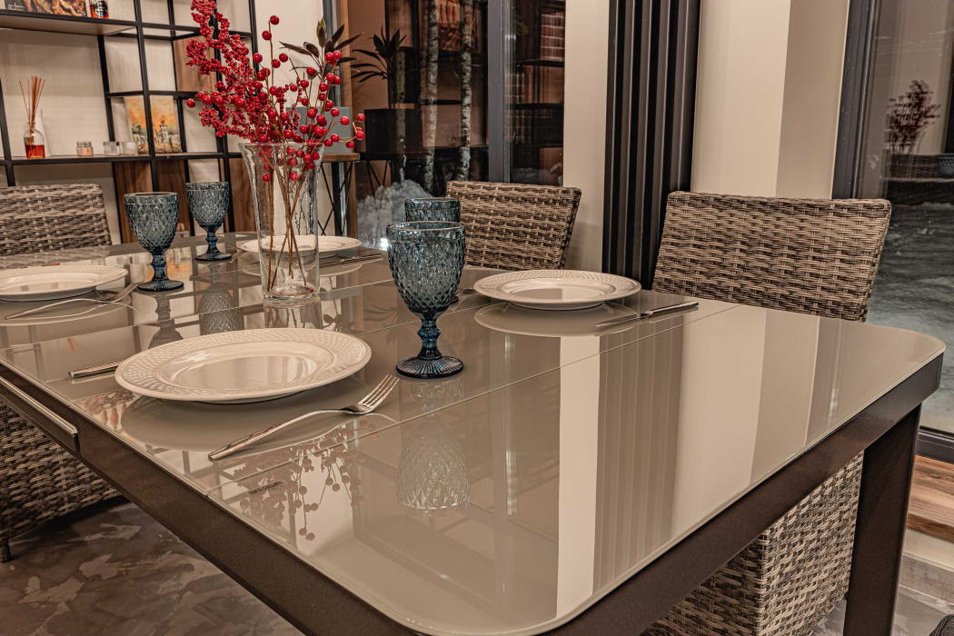 Комплекты мебели, Обеденный комплект LUDWIG + FIONA