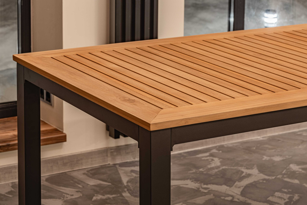 Обеденные столы, Обеденный стол OSCAR со столешницей из тика