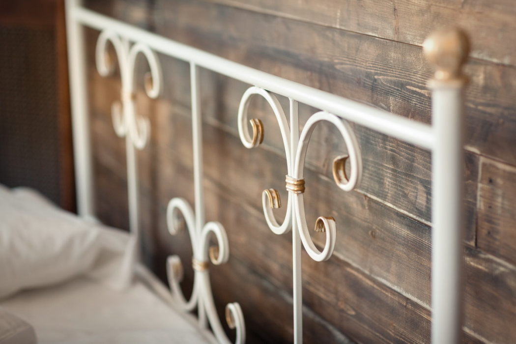 Кованые кровати, Кованая кровать Симона 1.4 с двумя спинками