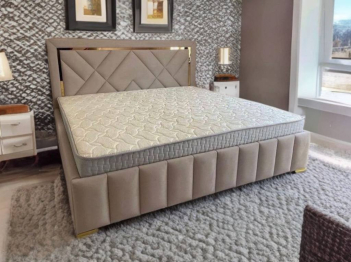 Кровать Милана в базовых тканях, с основанием и с подъемным механизмом, 160х200